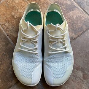 Vivobarefoot Primus Lite 40 9 Women’s White II or III